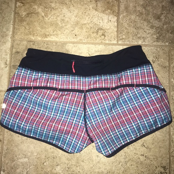 Rare Lululemon Speed Shorts- size 6 - Picture 2 of 6